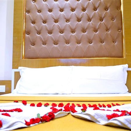 Tr Residency Hotell Pondicherry Eksteriør bilde