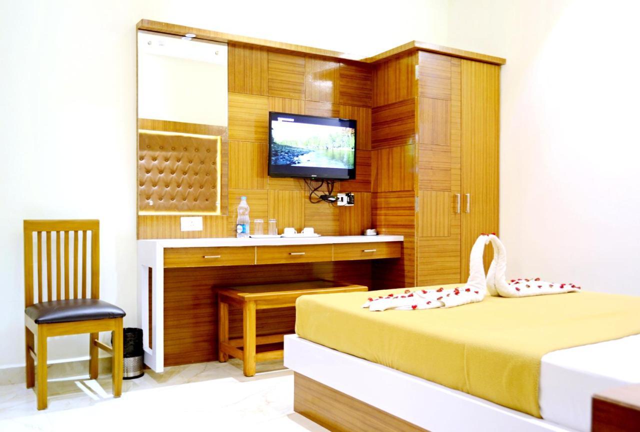 Tr Residency Hotell Pondicherry Eksteriør bilde