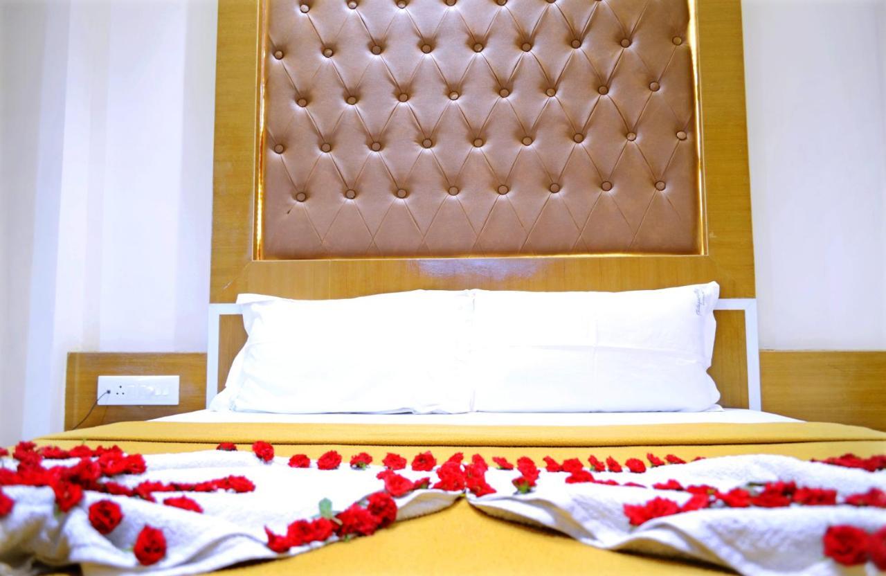 Tr Residency Hotell Pondicherry Eksteriør bilde