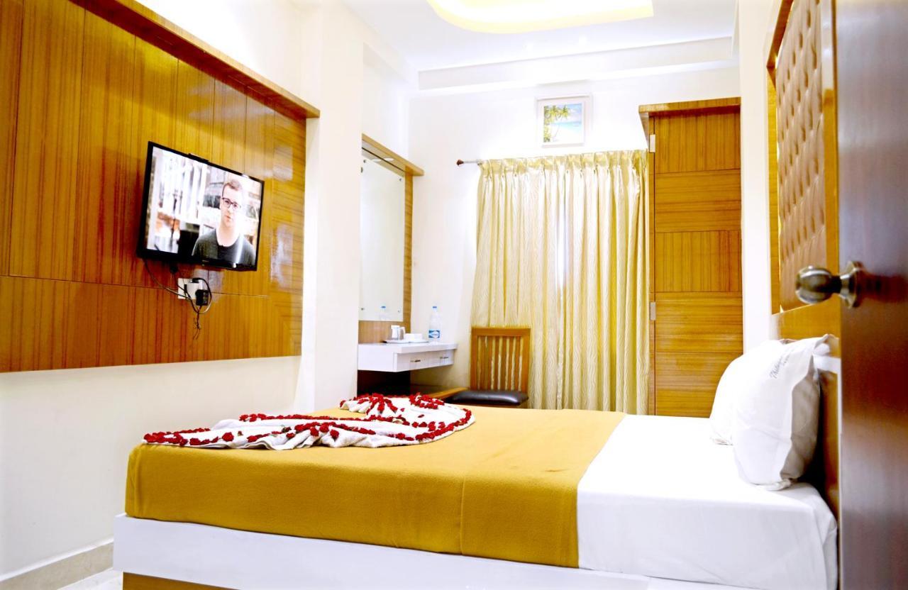 Tr Residency Hotell Pondicherry Eksteriør bilde